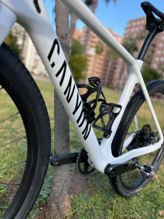 Bicicleta Gravel Canyon Carbono