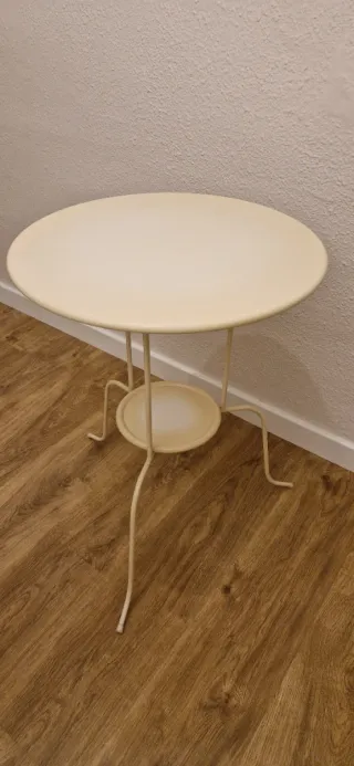 Tavolo ausiliario rotondo Ikea