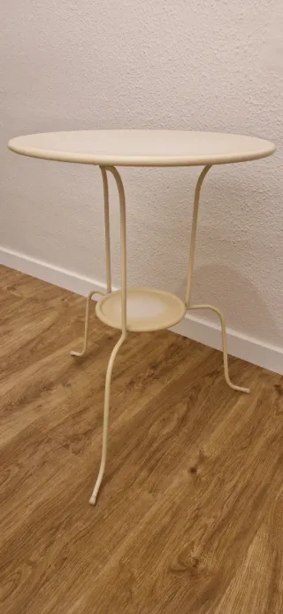 Tavolo ausiliario rotondo Ikea