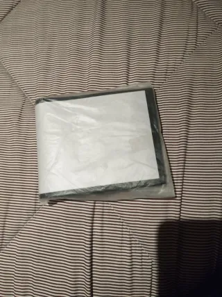 Cartera de cuero negra