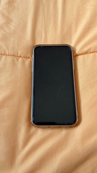 Funda iPhone XR Amarilla Corazones