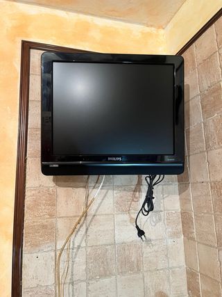 Televisión Philips Negra