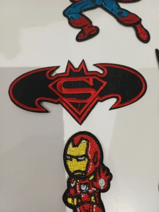 Parches ropa superhéroes y personajes