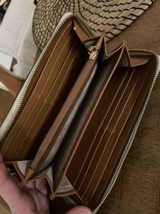 Cartera Michael Kors Blanca y Marrón