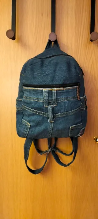 Mini Mochila Vaquera Azul oscuro.