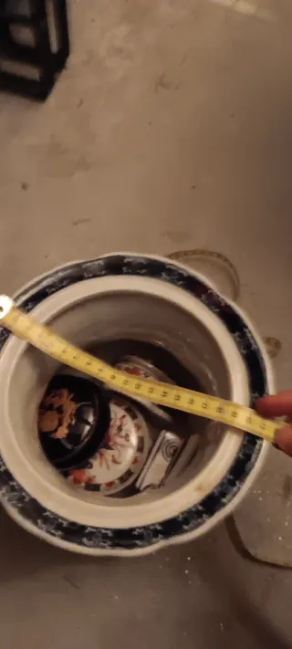 Jarrón de porcelana azul y blanco