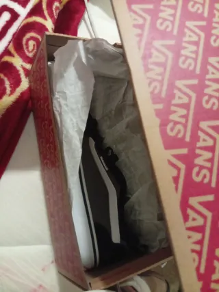 Zapatillas Vans Talla 41 Negras y Grises