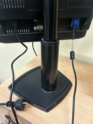 Monitor AOC Plata y Negro