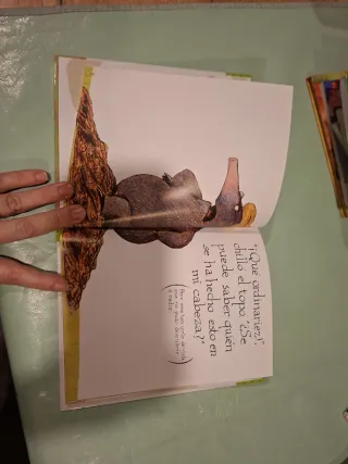 EL TOPO QUE QUERIA SABER QUIEN SE HABIA HECHO A...