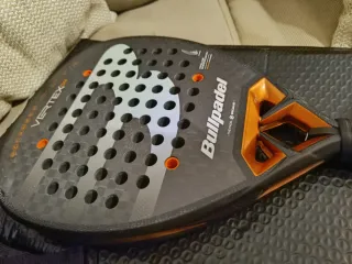 Pala Bullpadel Vertex 04