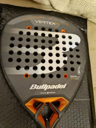 Pala Bullpadel Vertex 04