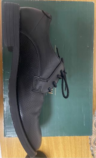 Zapatos de vestir MR. HANSEN talla 40