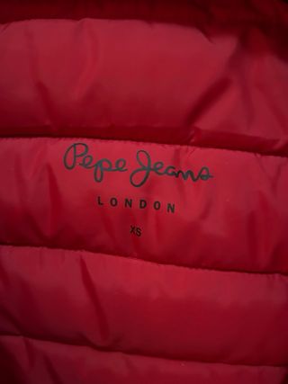 Abrigo plumas largo Pepe Jeans rojo