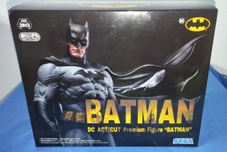 Figura Batman Premium ACT/CUT