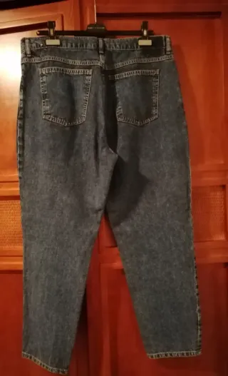 Jeans Mom Mango T46 Azul Nuevo a estrenar. Mango