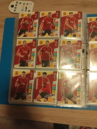 Lote 205 cromos Adrenalyn XL 2022-23