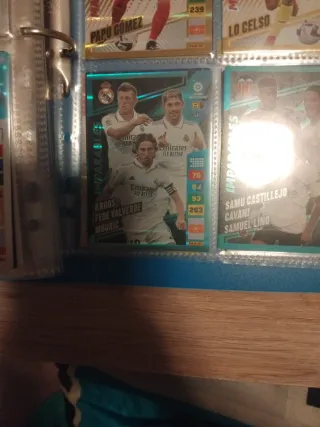 Lote 205 cromos Adrenalyn XL 2022-23