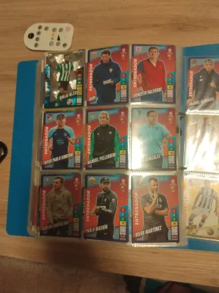 Lote 205 cromos Adrenalyn XL 2022-23