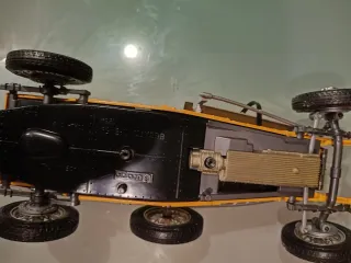 Bugatti Type 35 Modelo Amarillo