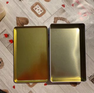 Scatola di latta La Vergine col Bambino