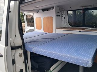 Furgoneta camperizada Peugeot expert