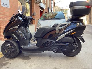 Peugeot Metropolis 400