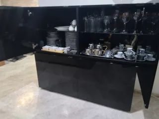 Mueble comedor diseño cristal y madera