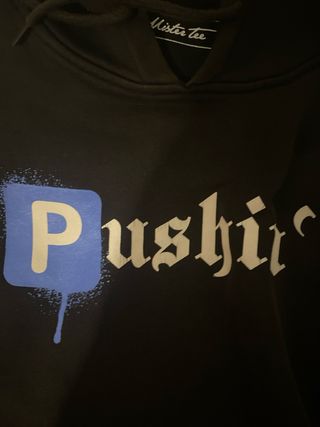 Sudadera Negra con Capucha y Cordones