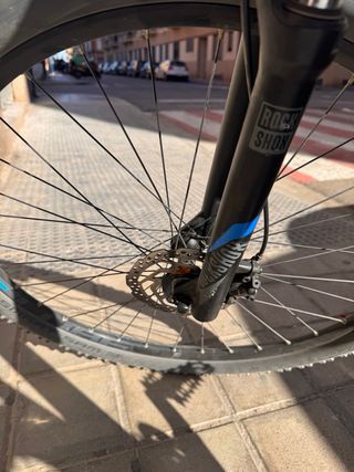 Bicicleta Cube 29 ATTENTION