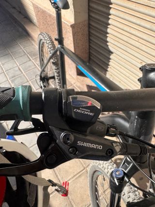 Bicicleta Cube 29 ATTENTION