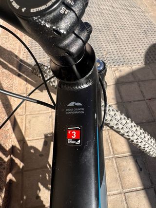 Bicicleta Cube 29 ATTENTION