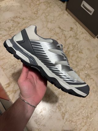 Zapatillas umbro (trekking, uso diario) talla 45