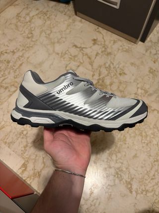 Zapatillas umbro (trekking, uso diario) talla 45