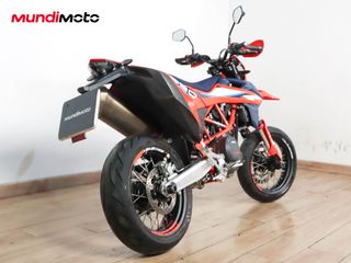 KTM 690 SUPERMOTO