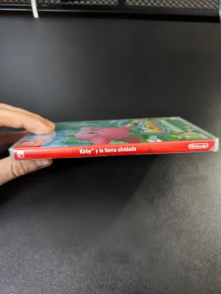 Kirby e la Terra Dimenticata PRECINTATA