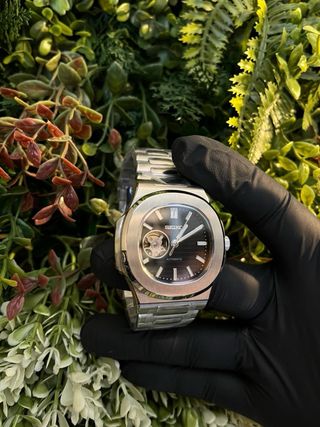 Seiko Mod Nautilus Open Heart Automático