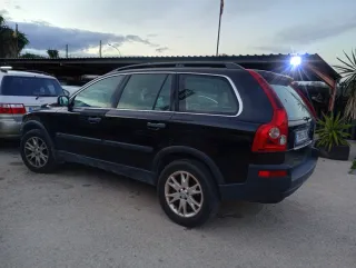 Volvo XC90 2004