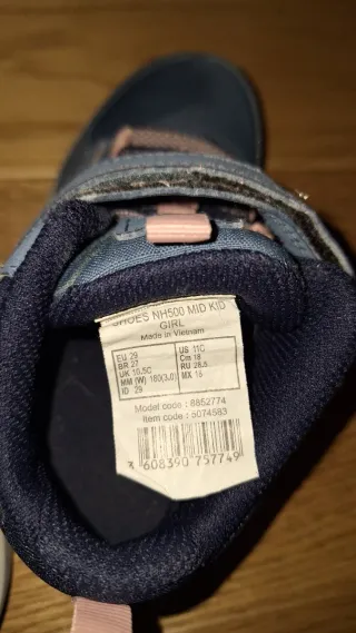 Botas de montaña niña talla 29