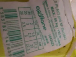 PATINES NIÑA. TALLAS 34, 35 Y 36. PERFECTO ESTADO.