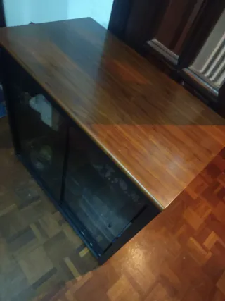 Mueble auxiliar madera y cristal Con ruedas