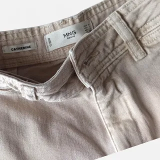 Vaqueros MNG Catherine Beige Talla 34