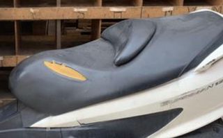 Asiento tapizado roto Burgman 125