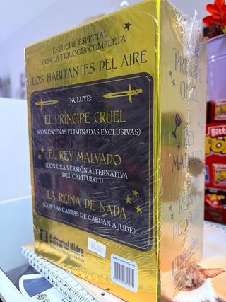 ESTUCHE ESPECIAL LOS HABITANTES DEL AIRE