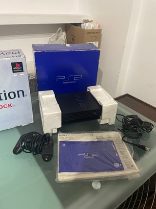 PlayStation 2 PS2 Negra Completa con Caja