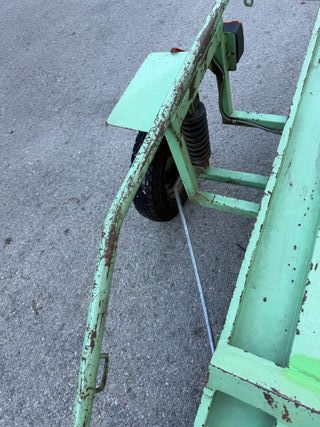 Remolque Sanchis con capacidad para dos motos