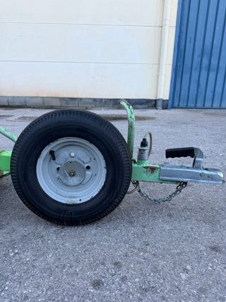 Remolque Sanchis con capacidad para dos motos