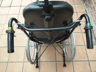 Silla de ruedas ortopédica breezy relax 2