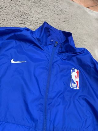 Tuta completa Nike NBA blu e rossa