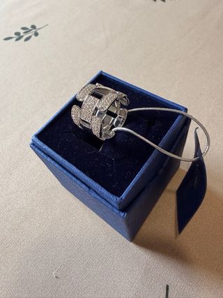 Anillo Swarovski original con cristales