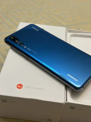 Huawei P20 Pro da 128 GB. LTE blu